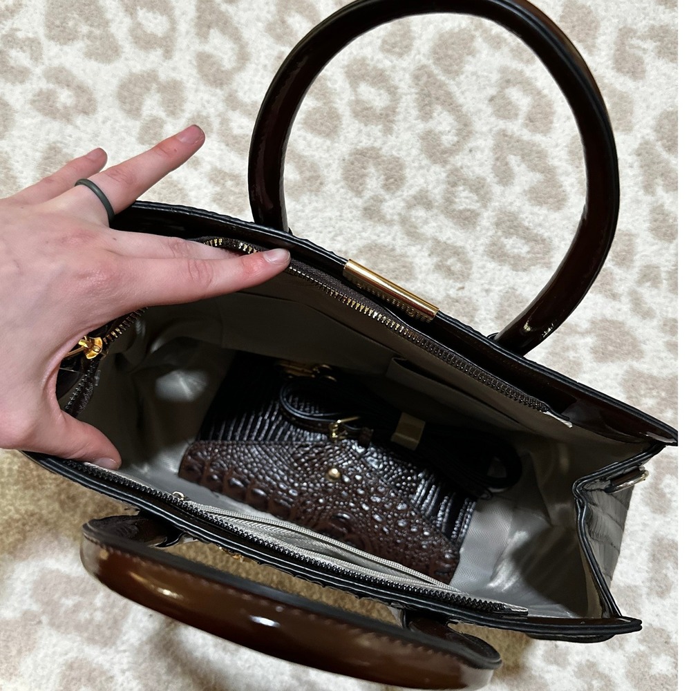Unbranded Crocodile Embossed Satchel Bag Brown Glossy 2 Piece Set - Picture 5 of 5